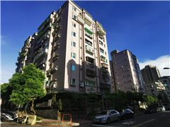 鄰近成三公寓社區推薦-德明翠庭，位於台北市內湖區